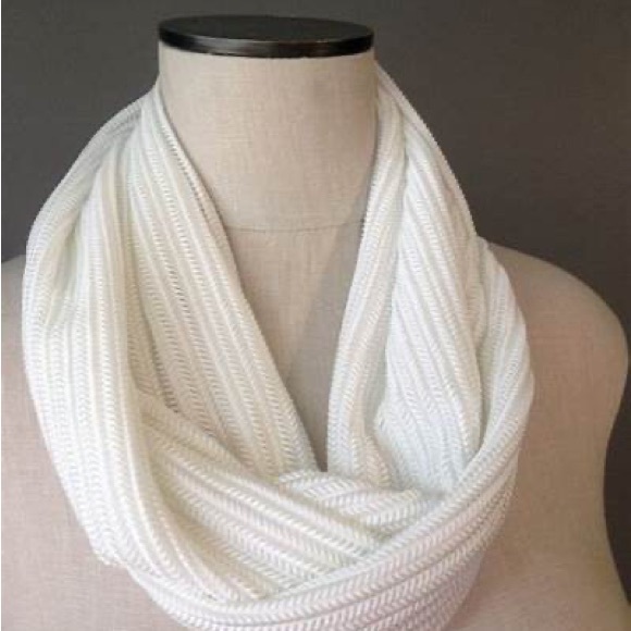 Infinity Scarf - Picture 3 of 3